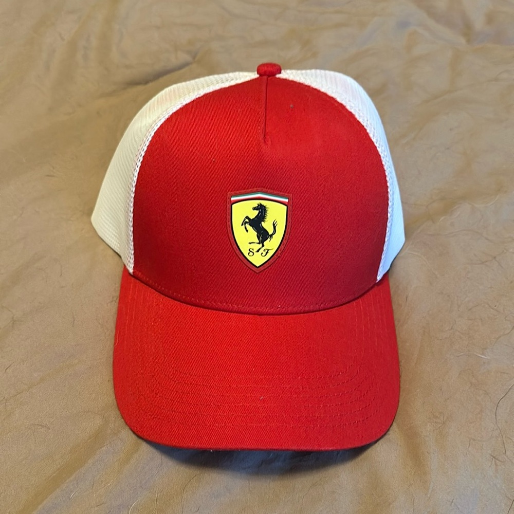 F1 cap